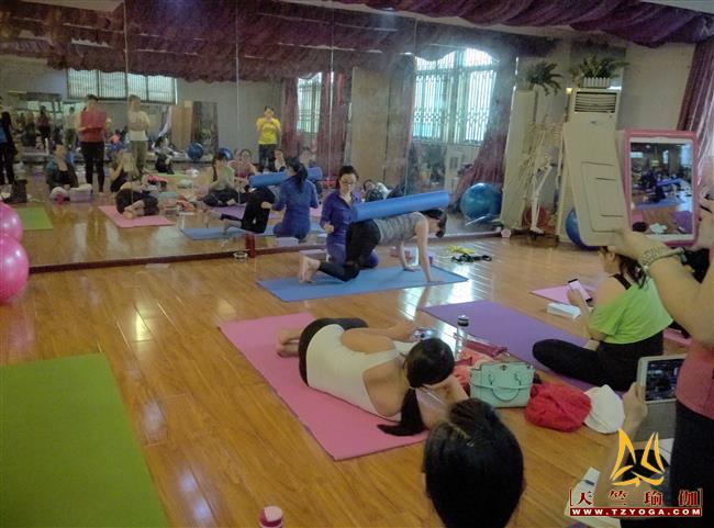 天竺瑜伽第213期初中高级连读特色进修普拉提培训全日制脱产培训班